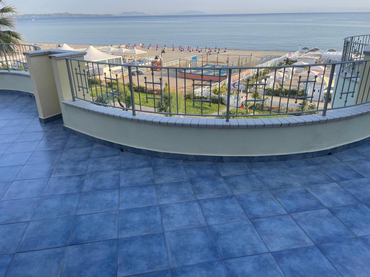 La Baia Di Ulisse Villa Venetico Dış mekan fotoğraf